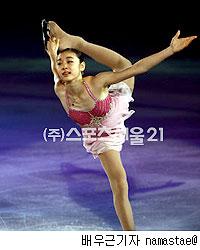 김연아 vs 아사다, ‘2라운드 누가 이길까?’