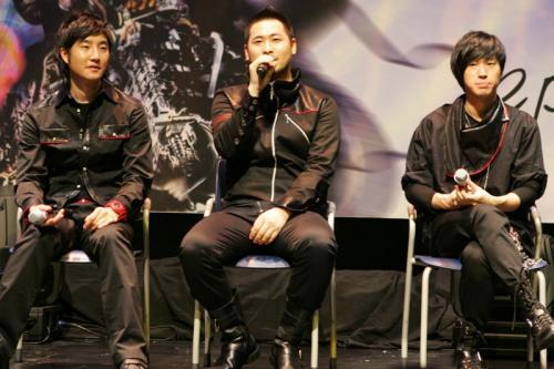 에픽하이, 온ㆍ오프 차트 1위 ‘기염’