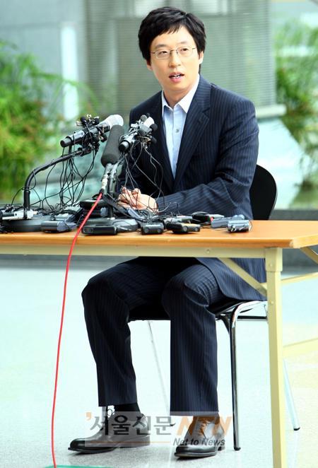 유재석 “이영애 누나 결혼식에 와 주실거죠?”
