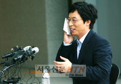 [NOW포토] 유재석 “결혼 생각에 벌써부터 긴장되요”