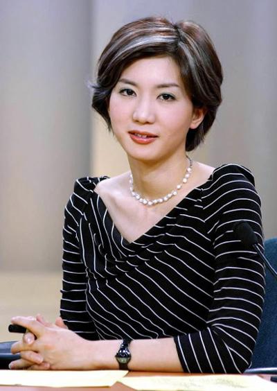 황정민 아나 “촛불집회는 폭력적” 발언 논란