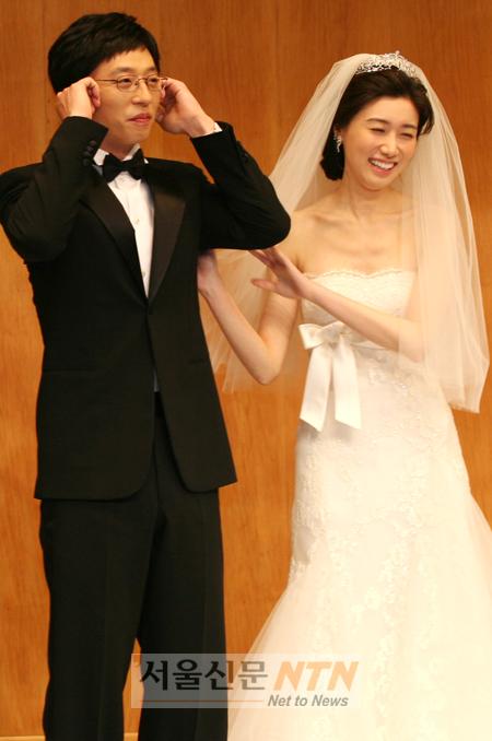 [NOW포토] 유재석 “벌써 땀 나네요”