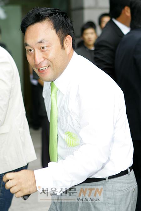 [NOW포토] 이혁재 “저도 축하하러 왔습니다”