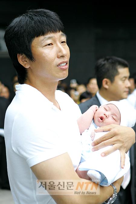 [NOW포토] 배칠수 “예쁜 딸 낳으세요”