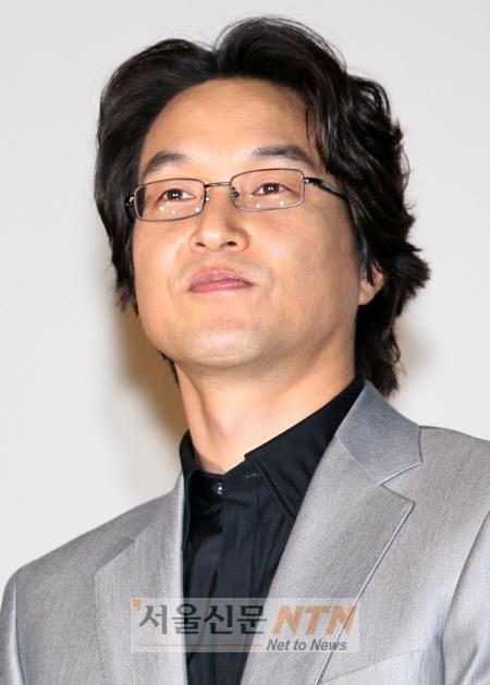 한석규 “영화 중 욕설많아 아이들 볼까 걱정”