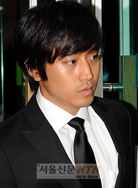 [NOW포토] 에릭 “부디 좋은곳으로 떠나길…”