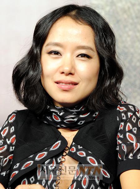 전도연 “칸 수상 부담 빨리 버리고 싶었다”