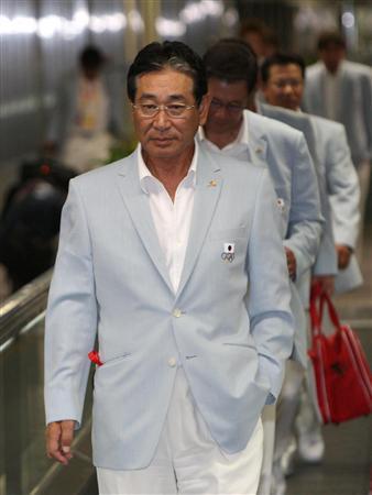 日네티즌 “호시노 변명만…사내답지 못하다”