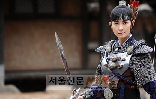 [NOW포토] ‘카리스마’ 넘치는 여전사 채시라