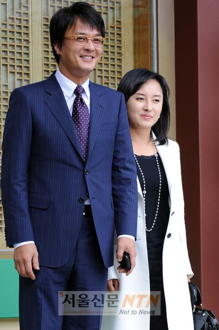 [NOW포토] 조민기ㆍ김선진 부부 ‘결혼식 참석’
