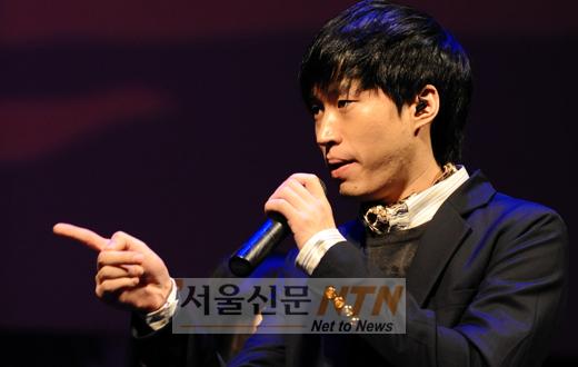 [NOW포토] 에픽하이 타블로 “미쓰라 진, 너의 랩을 보여줘”
