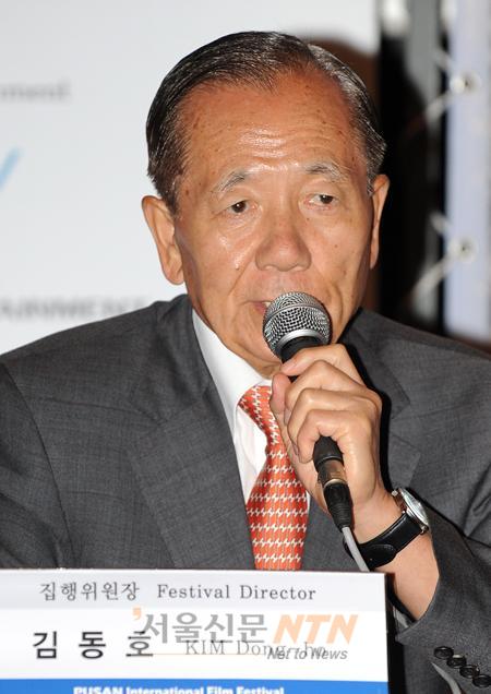 김동호 위원장 “故최진실, 영화인들 모두 애도 표한다”