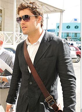 英유명 탤런트, 16세 여학생 성폭행 ‘법원行’