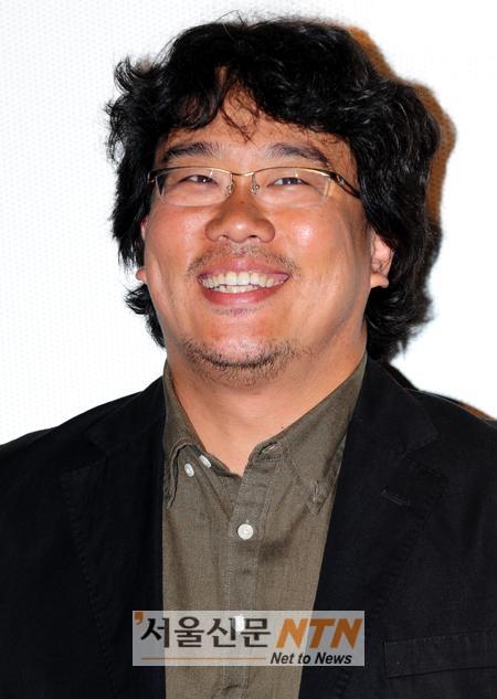 봉준호 “세계적인 감독과 비교, 피할수 없다”
