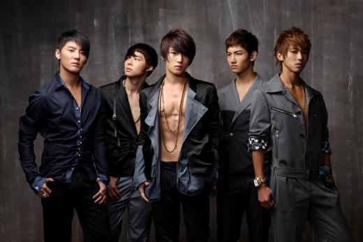 동방신기 ‘주문-Mirotic’ 한일 음반차트 정상