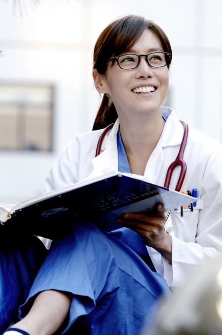 ‘종합병원2’ 김정은 “극 중 전문대사 힘들어”