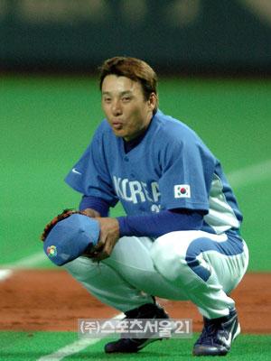 요미우리 구단주 “이승엽 WBC 출전, 스스로에 맡긴다”