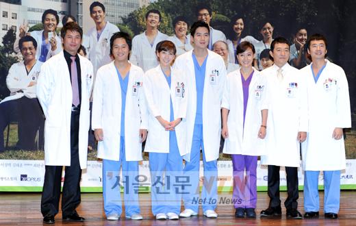 [NOW포토] ‘종합병원2’ 의 주연 배우 한자리에