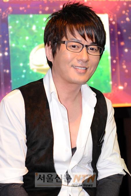 신승훈 “비는 정말 오래 갈 것 같은 후배”