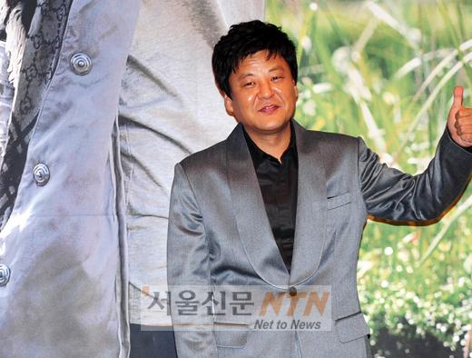 [NOW포토] 성지루 “한류스타의 기획사 사장역 맡았어요”