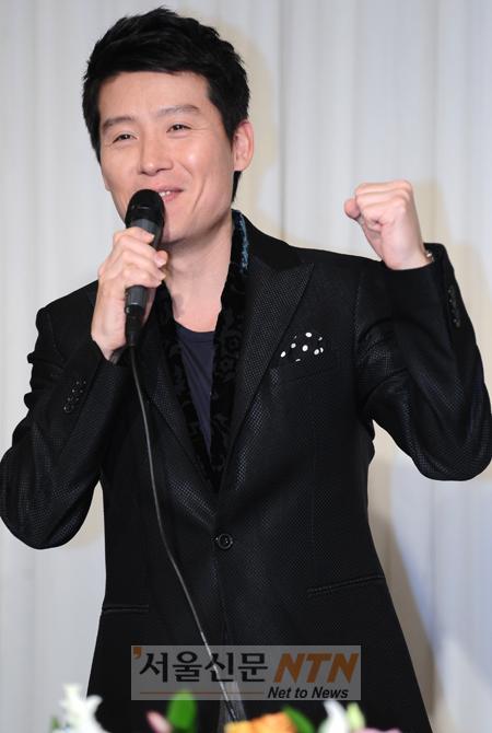 이현우 행복만발 소감 “딸기야 사랑한다!”