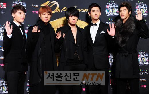 동방신기, 日 ‘골든 아티스트 상’ 2년 연속 수상