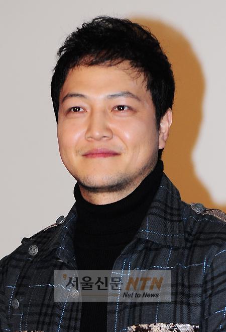정웅인 “베드신 위해 두달간 닭가슴살만 먹었다”