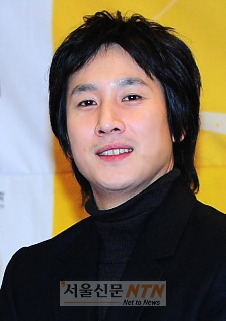 이선균 “홍상수 감독은 묘한 매력이 있다”