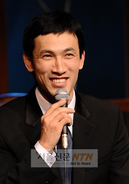 유오성, 무대에서 실신 응급실行… 뒤늦게 알려져