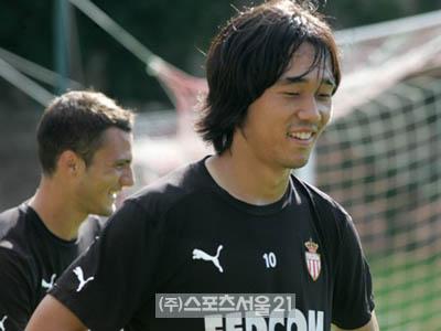 박주영 IFFHS 선정 2008 최고골잡이 62위…골기록은 오류