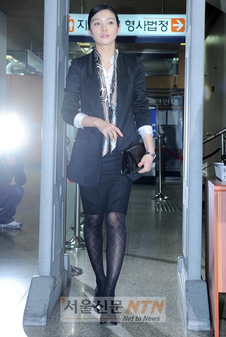 [NOW포토] 이민영, 차분한 모습으로 법정 나서