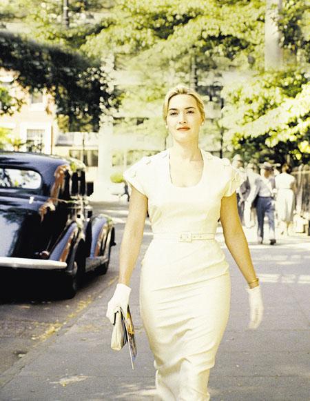 ‘레트로 패션’이 뭐야? 케이트 윈슬렛 의상 화제