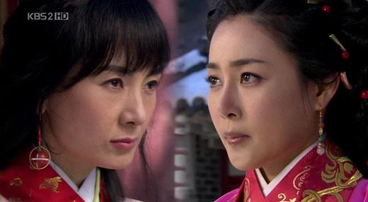 ‘천추태후’ 채시라·문정희 불꽃 카리스마 대결