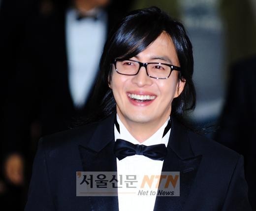 배용준 측 “고액 기념주화 판매중지, 매진 아니다”