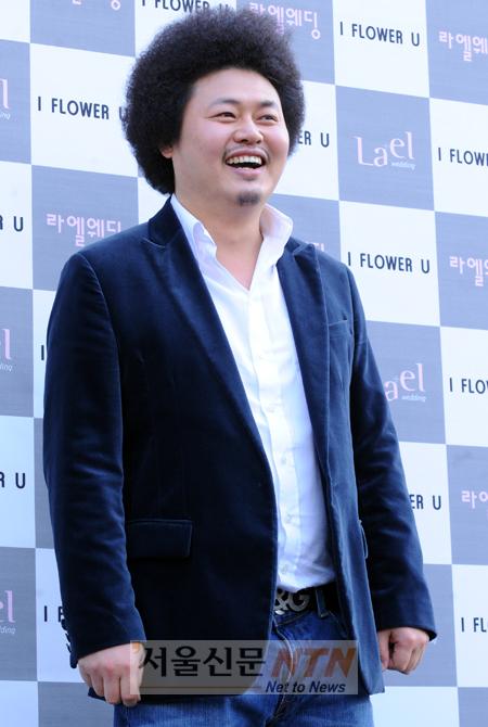[NOW] 윤택 “축의금 많이 준비했어요!”
