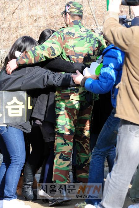 [NOW포토] 김태우, ‘2년의 기다림’ 팬들과 함께