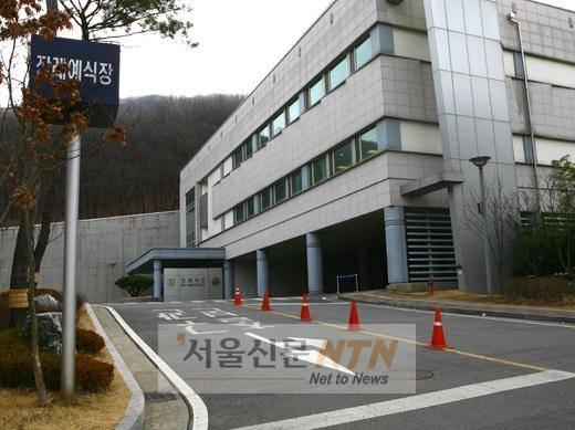 故 장자연 빈소, 조문객 끊겨… ‘쓸쓸 적막’