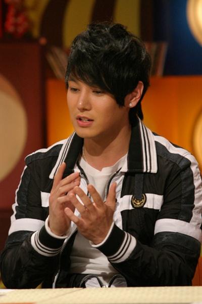 환희 “‘가슴 아파도’ 부르다 연예인 여친생각에 눈물”