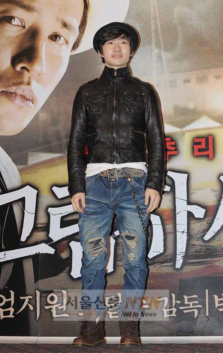 [NOW포토] 류덕환 ‘카리스마 있는 빈티지룩’