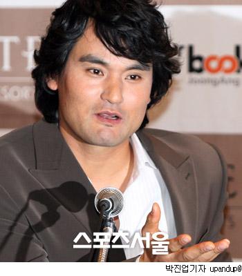 박찬호 “추신수는 우리 보물” 병역 면제 주장