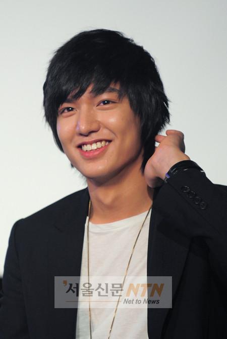 [NOW포토] 이민호, 수줍은 미소가 매력적!