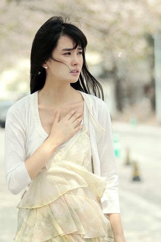 이다해, 김형중 뮤비서 ‘명품 눈물’