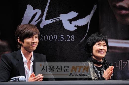 [NOW포토] 김혜자, 좋은 작품으로 남길~