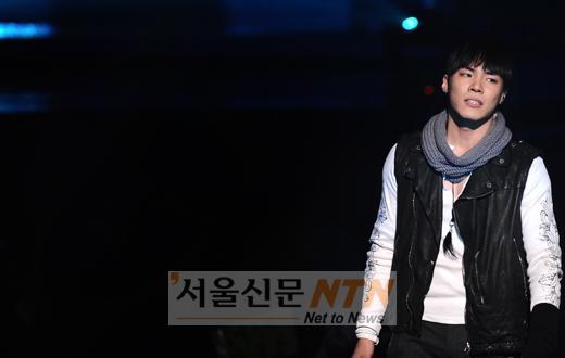 휘성 “요즘 제일 부러운 사람은 타블로”