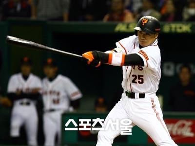 [취재석] 이승엽, 심리적 안정으로 ‘삼중고’ 극복하라