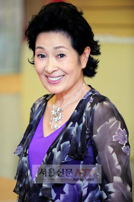김혜자 “국민엄마? 내 아들한텐 부족한 엄마” (인터뷰)