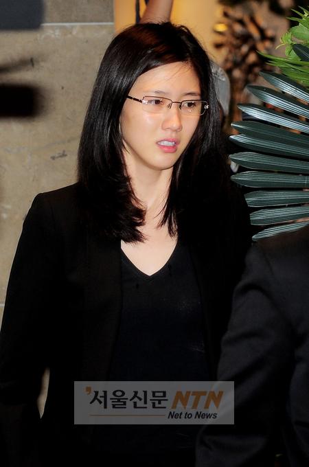[NOW포토] 故 여운계 빈소 이수경, 눈물을 감출 수 없어