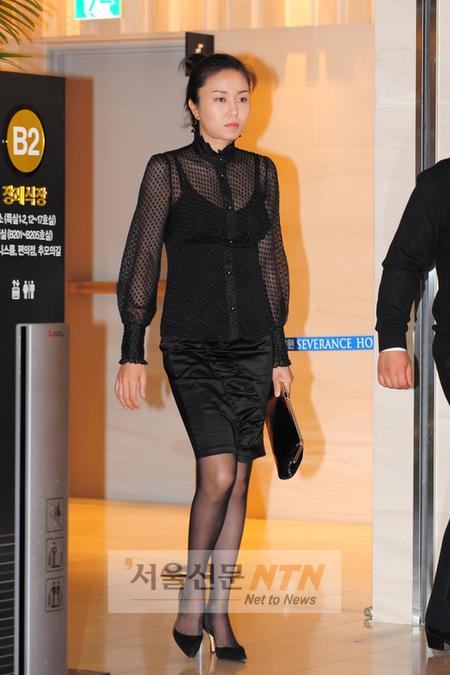 [NOW포토] 조미령, ‘비보’ 접하고 어두운 표정