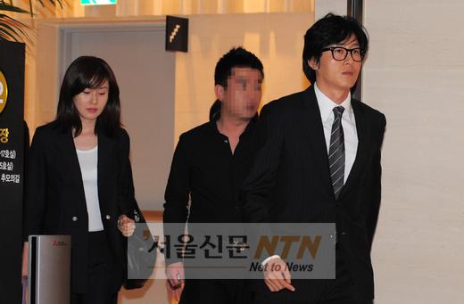 [NOW포토] 김주혁·김지수, 故여운계 선생님을 떠나보내며…