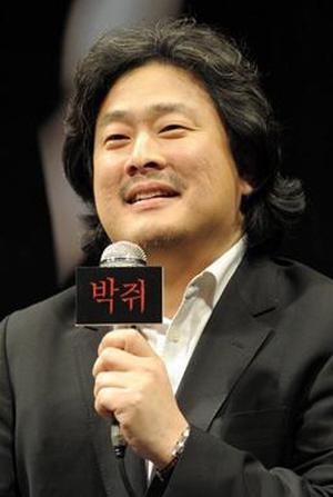 해외언론 “야유 받은 ‘박쥐’는 논쟁적 수상작”